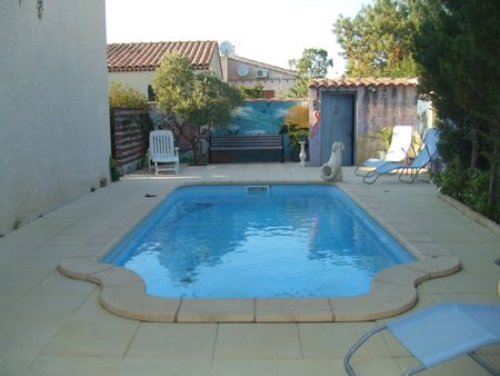 Vente Villa T5 Marignane 13700  garage, piscine et cuisine d'été,485m²de terrain env.