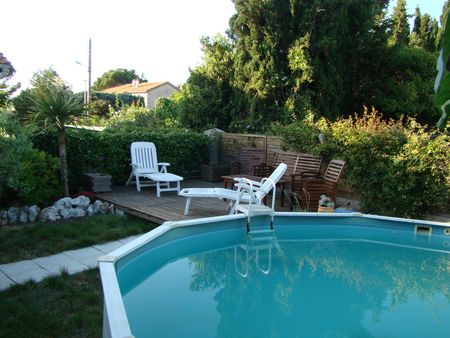 Vente Villa T4 Marignane 13700  individuelle, jardin et piscine