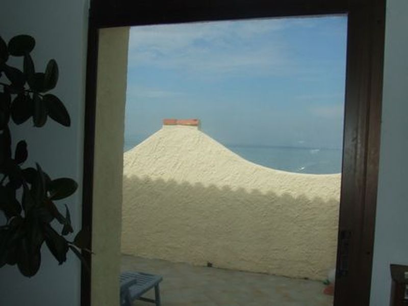 Vente Villa T6 Marignane 13700  avec garage et acces privé à la plage