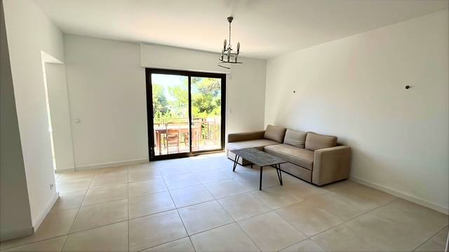 Haut de villa T5 Carry le Rouet  