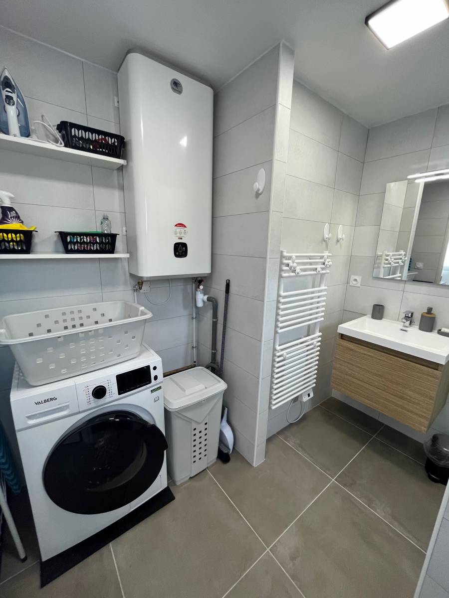 Appartement T2 Ensues la Redonne Centre ville 