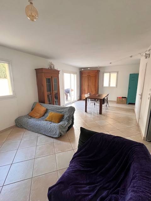 Maison Ensues La Redonne  3 chambres récente proche du centre ville à Ensues La Redonne