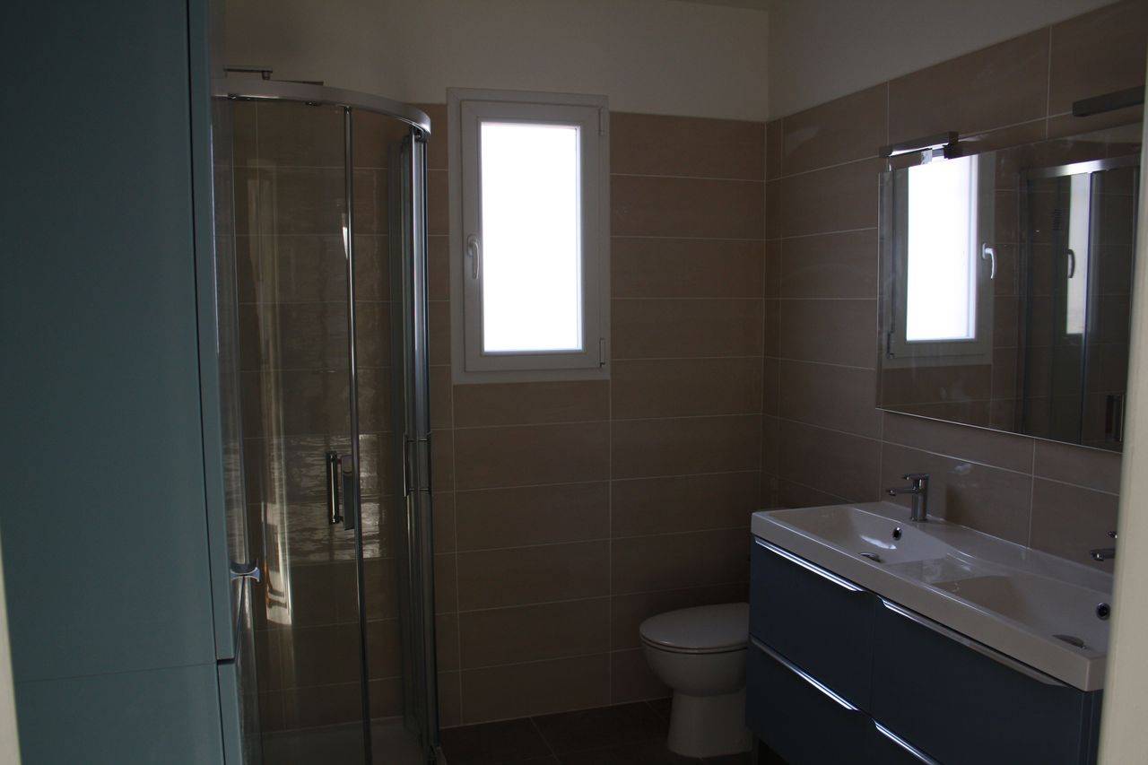 Location Appartement T2 Gignac la Nerthe  1 chambre cuisine équipée résidence neuve 2 places de parking privé