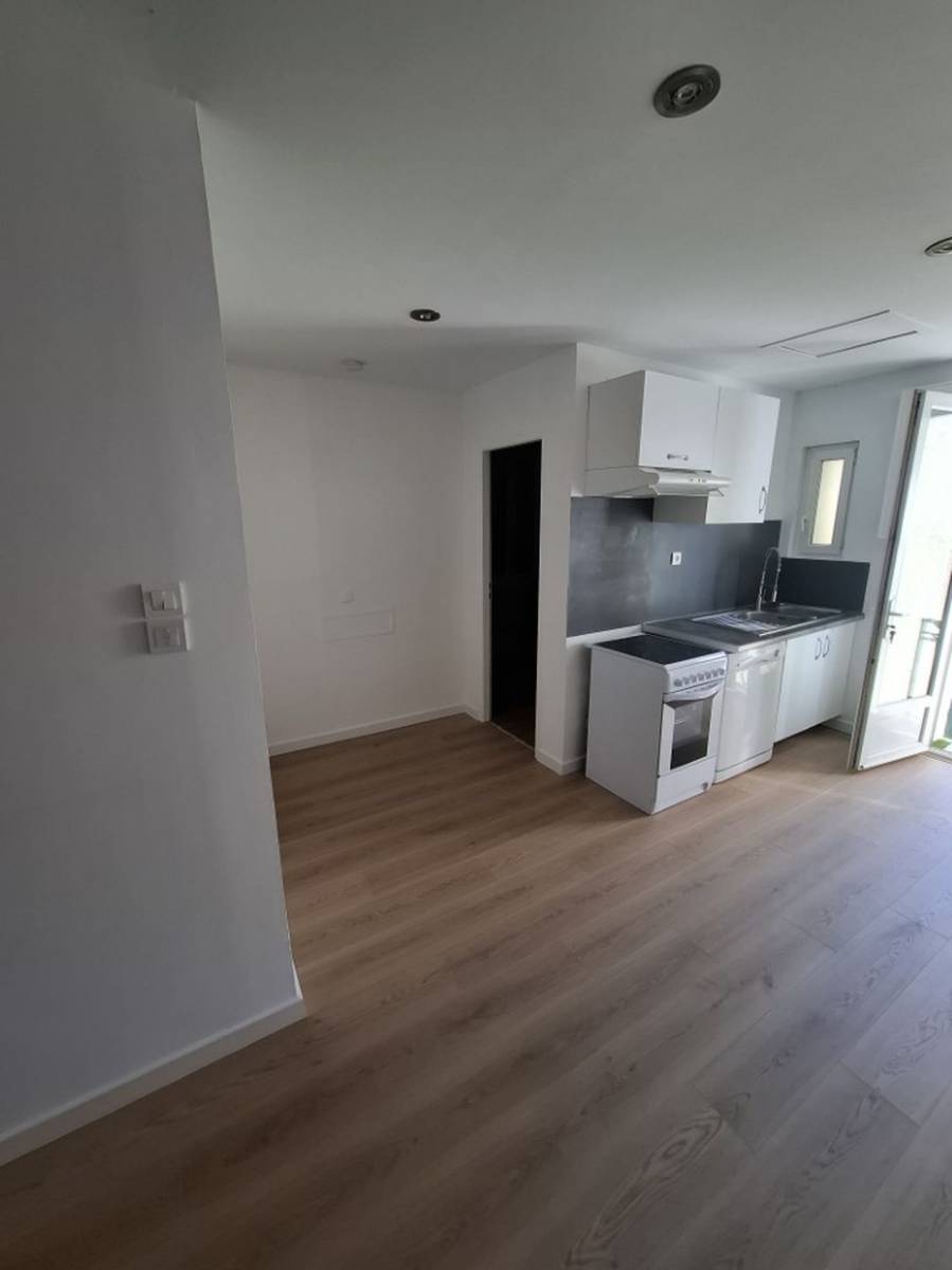Appartement T2 Saint-Victoret Pas des Lanciers Une terrasse