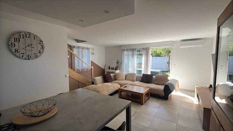 Villa T5 Saint Victoret La colline avec studio indépendant dans secteur recherché