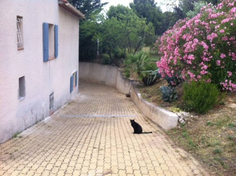 Appartement T2 13700 Marignane Colline 1 chambre résidence fermée jardin