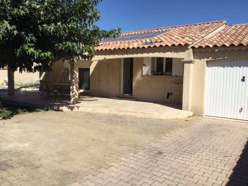 Vente Villa T4 13220 la Mède 3 chambres garage piscine sur 506m² de terrain