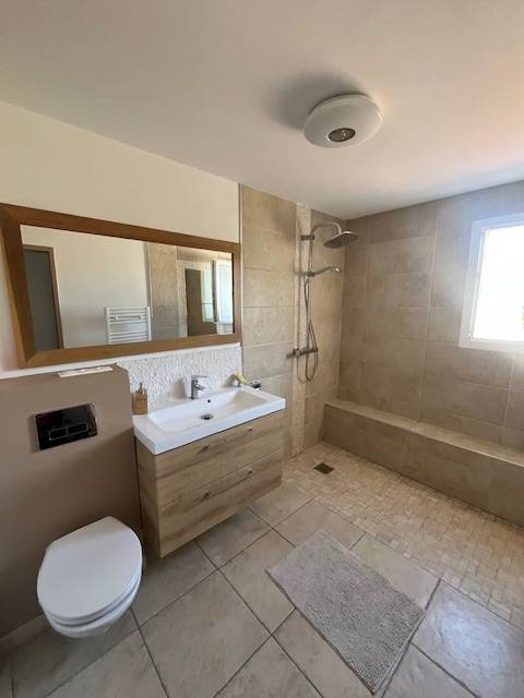 Villa T5 Saint Victoret La colline avec studio indépendant dans secteur recherché