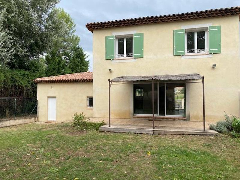 Location maison T4 Simiane collongue  3 chambres grand garage 300m² de terrain