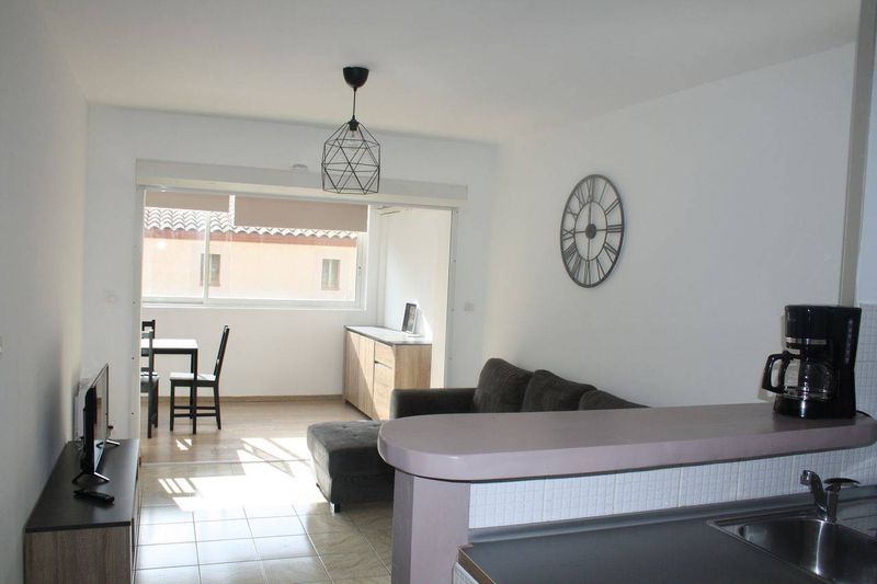 Vente Appartement T2 Marignane La ponsarde 1 chambre séjour salon place de parking