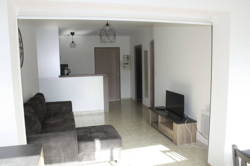 Vente Appartement T2 Marignane La ponsarde 1 chambre séjour salon place de parking