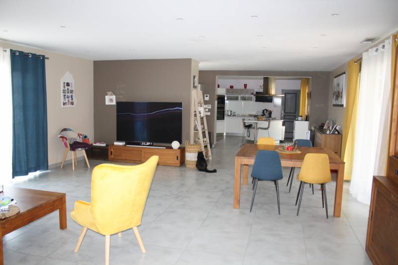 Villa T5 Marignane  Résidence privée