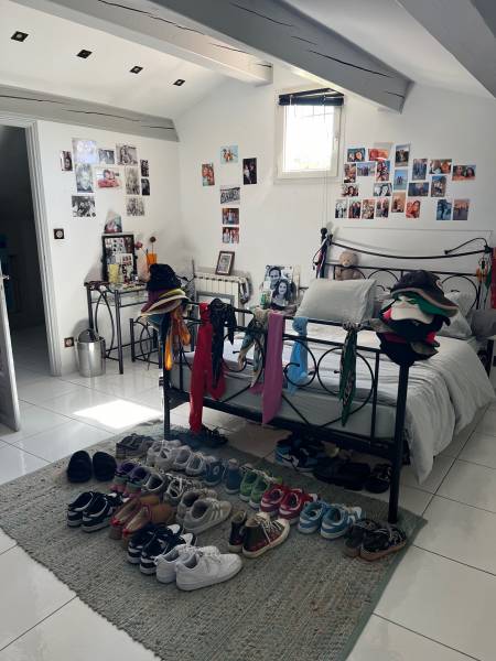 Villa 5 chambre Saint Victoret proche de commodités avec piscine et grand terrain