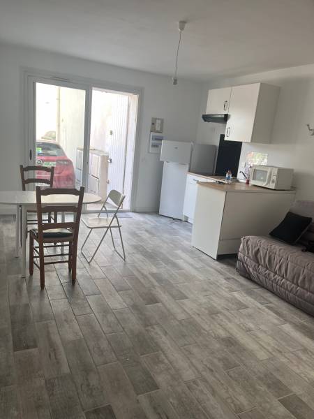 Maison de ville Gignac la Nerthe Centre ville 