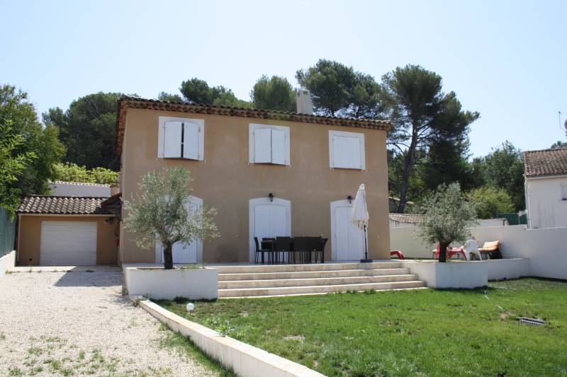 Maison T6 Bouc bel air  