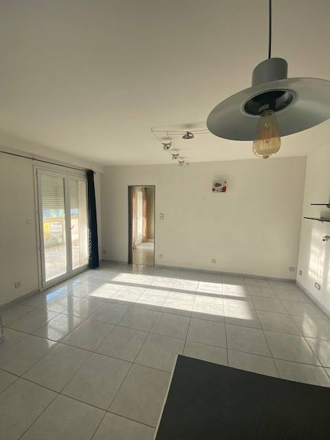 Appartement T2 avec jardin La Mède  