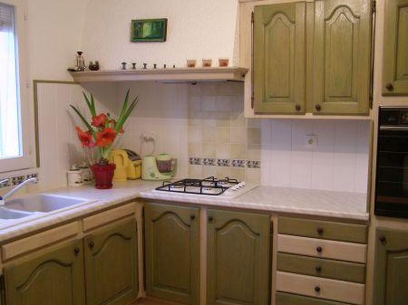 Vente    VITROLLES PROCHE ROCHER DANS UN LOTISSEMENT CALME BEAU  PAVILLON T4