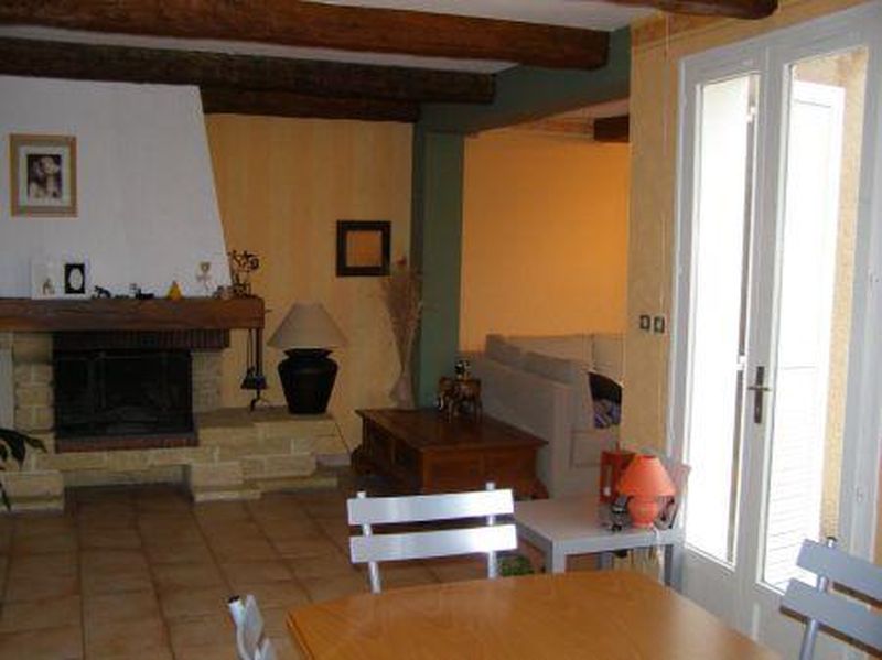 Vente    VITROLLES PROCHE ROCHER DANS UN LOTISSEMENT CALME BEAU  PAVILLON T4