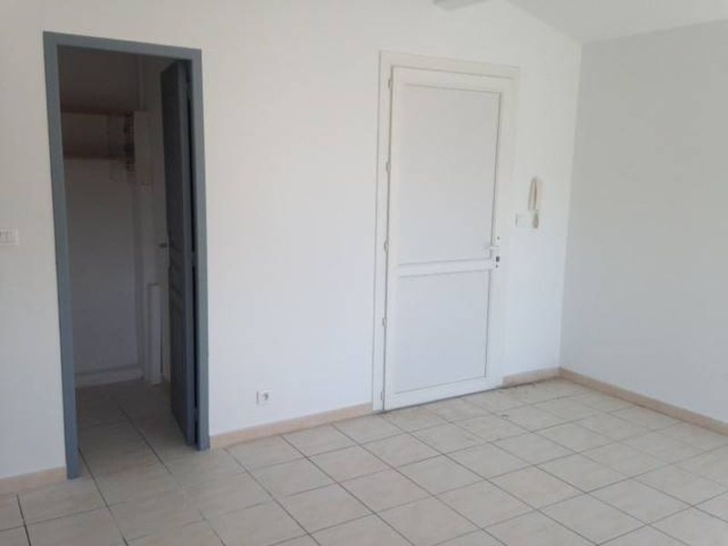 Location Appartements T2 Gignac la Nerthe  1 chambre résidence fermée
