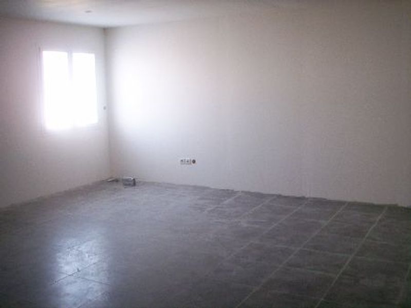 Vente locaux T1 LE ROVE 13740 Les Pielettes Location locaux neufs proches axes routiers