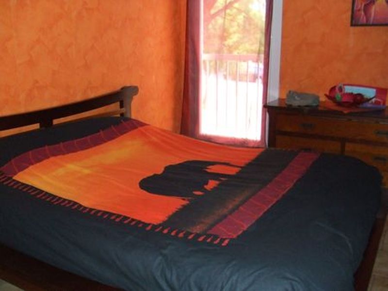 Vente MAISON T5 vitrolles 13127  jolie maison de ville, piscine,128m² de terrain env.