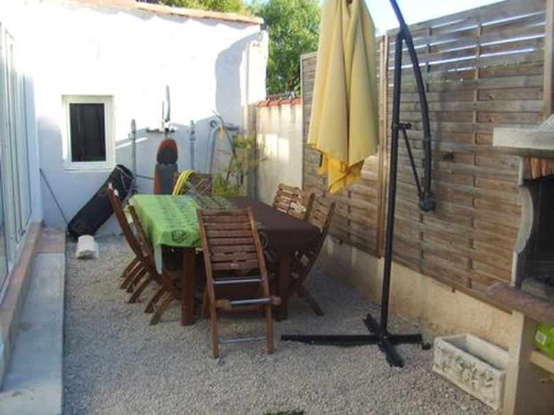 Vente Villa T3 Marignane 13700   très bon état , terrain de 291m² env.
