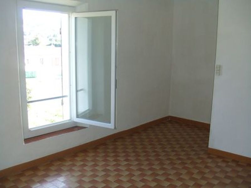 Vente Pavillon T4 gignac-la-nerthe 13180  rénovée en 2006, terrain de 200m² env.