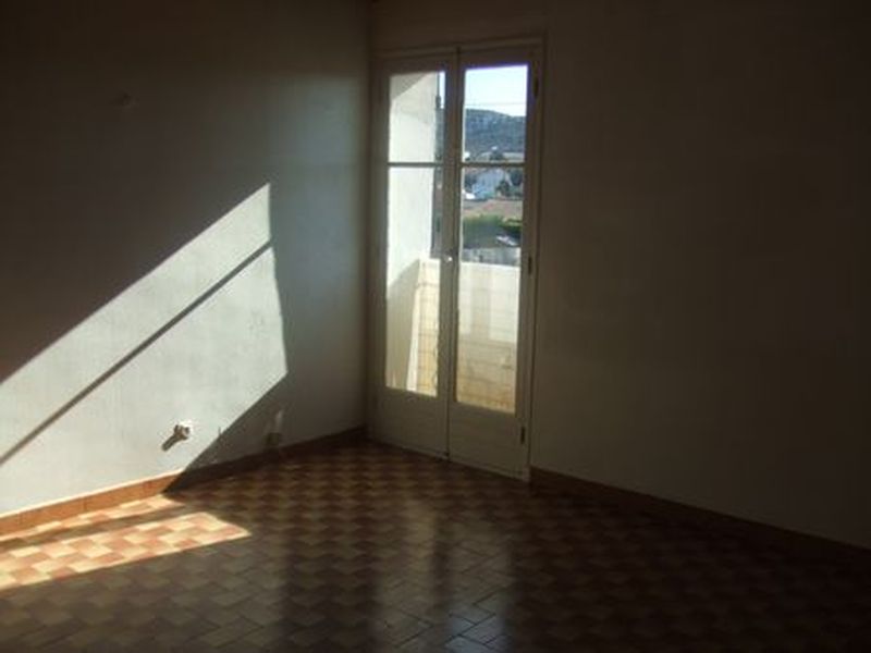 Vente Pavillon T4 gignac-la-nerthe 13180  rénovée en 2006, terrain de 200m² env.