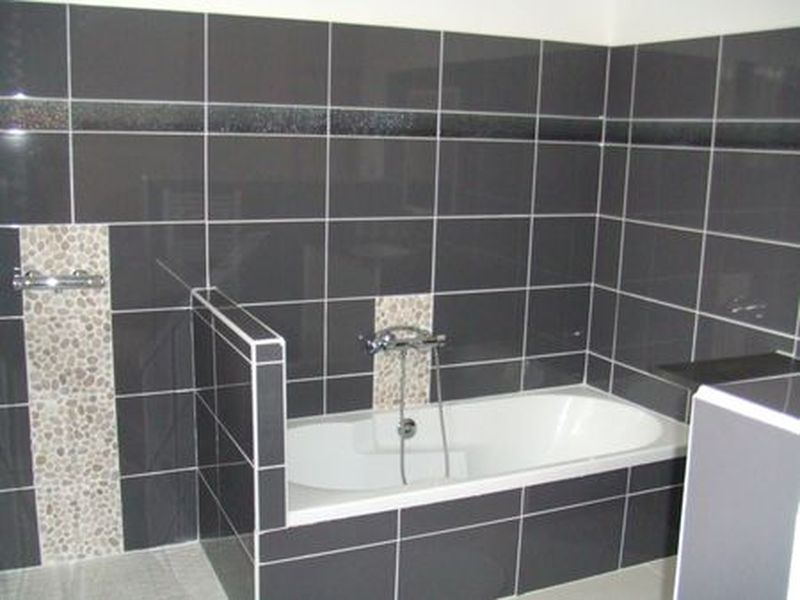 Vente MAISON T3 Marignane 13700 Colline  Location T3 secteur trés calme, maison entierement rénovée.