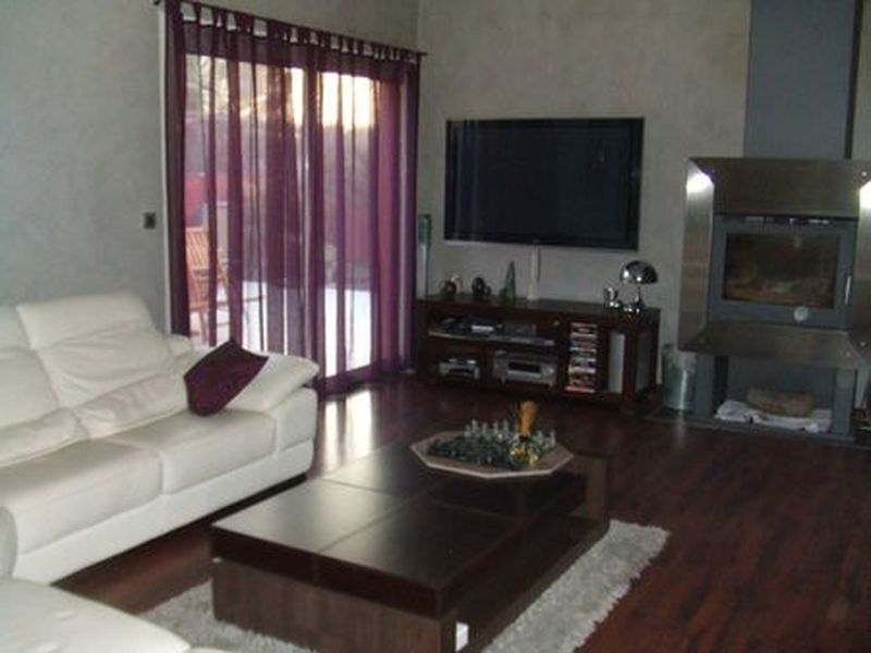 Vente MAISON T4 Vitrolles 13127  belles prestations, 600m²Tenv. avec piscine et garage