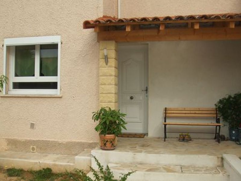 Vente MAISON T4 Marignane 13700  Entièrement refaite avec 260m² de terrain.